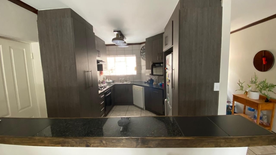 4 Bedroom Property for Sale in Pentagon Park Free State